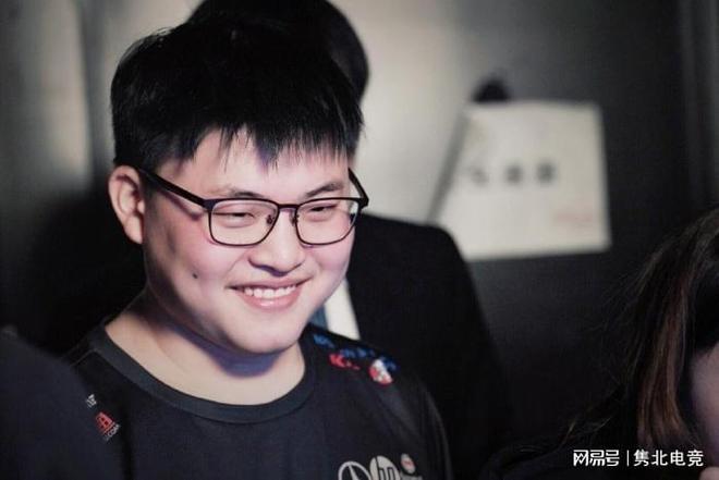 球之夜不仅 球之夜不仅