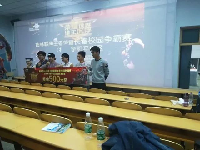 更像是面向